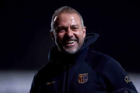 اجتماع بعد الكلاسيكو.. تقارير: برشلونة يتوصل لاتفاق مع فليك لتجديد عقده حتى 2027